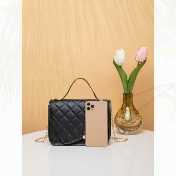 New Quilted Square Bag Black 75 - Picture 2 of 4